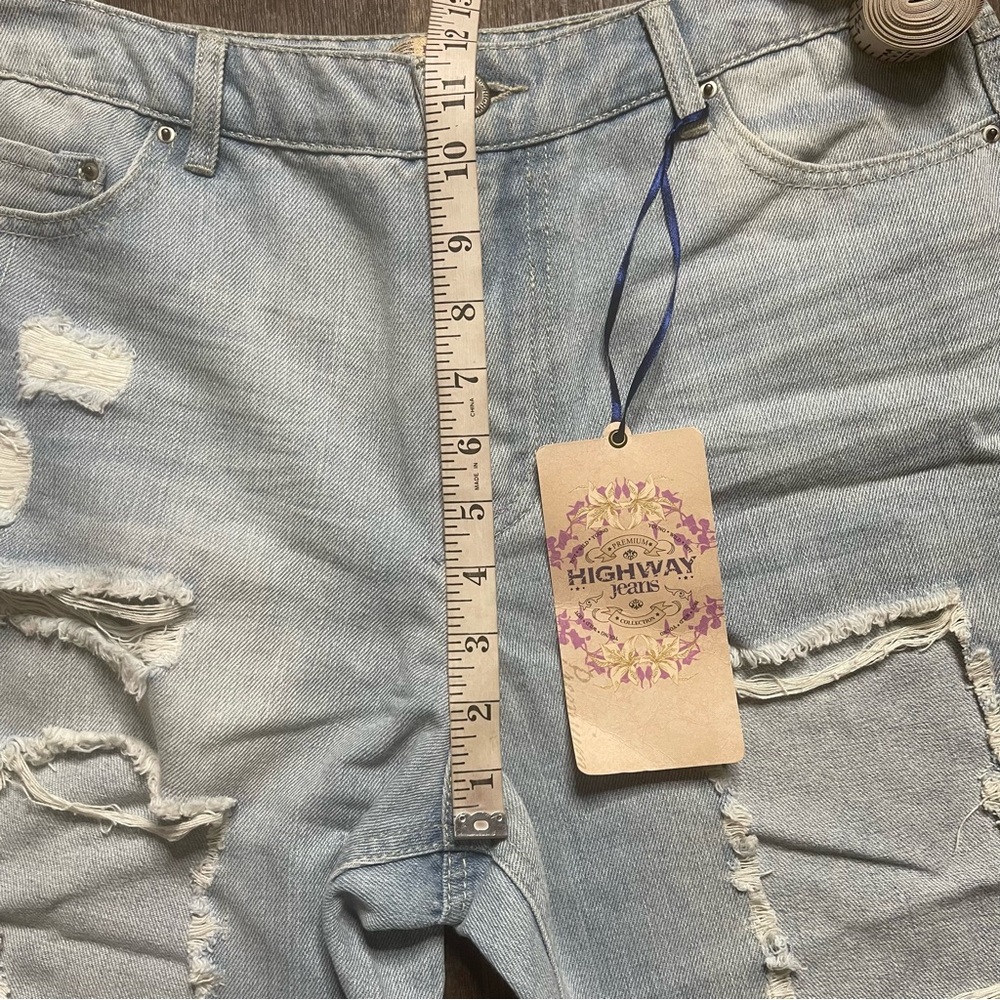 Highway Jeans Light Blue Boyfriend Cut Distressed Jeans Size 9 - Picture 7 of 10